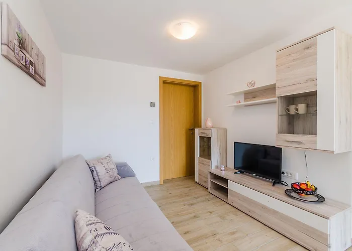 Apartamento Helles Nur 240 Meter Zum Mit Meerblick, Grill, Privatparkplatz