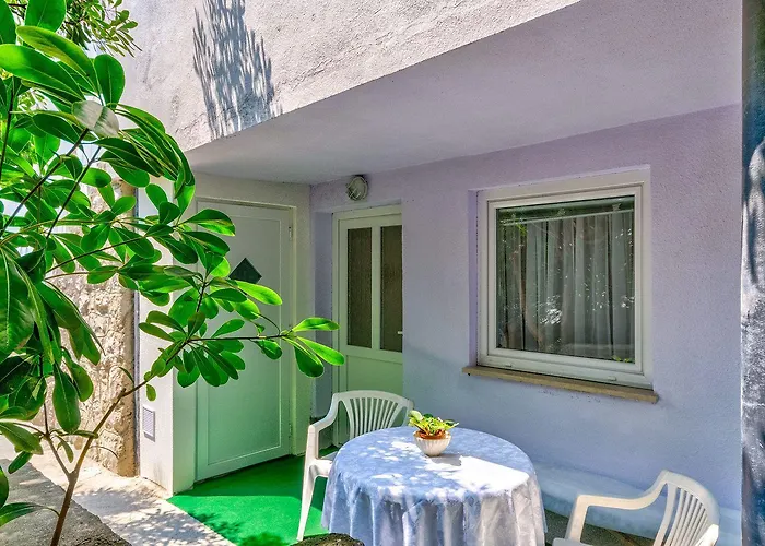 Helles Nur 240 Meter Zum Mit Meerblick, Grill, Privatparkplatz Dramalj