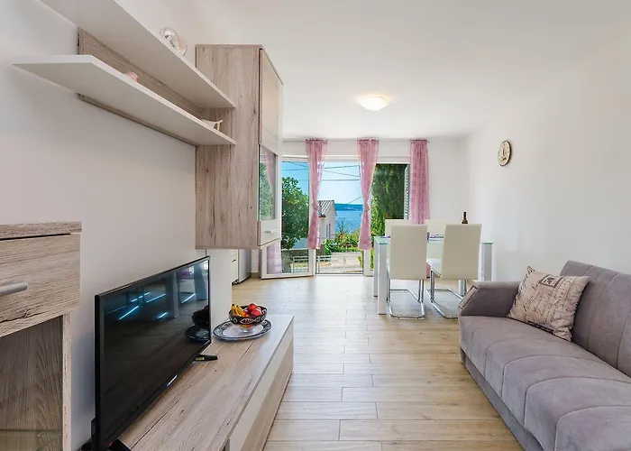 Helles Nur 240 Meter Zum Mit Meerblick, Grill, Privatparkplatz